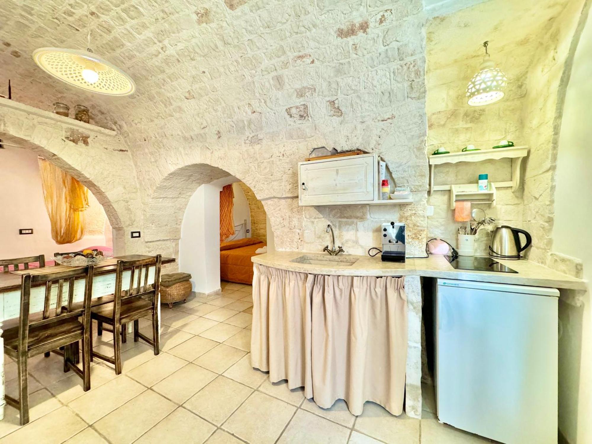 Trulli Moon Villa Alberobello Exterior foto